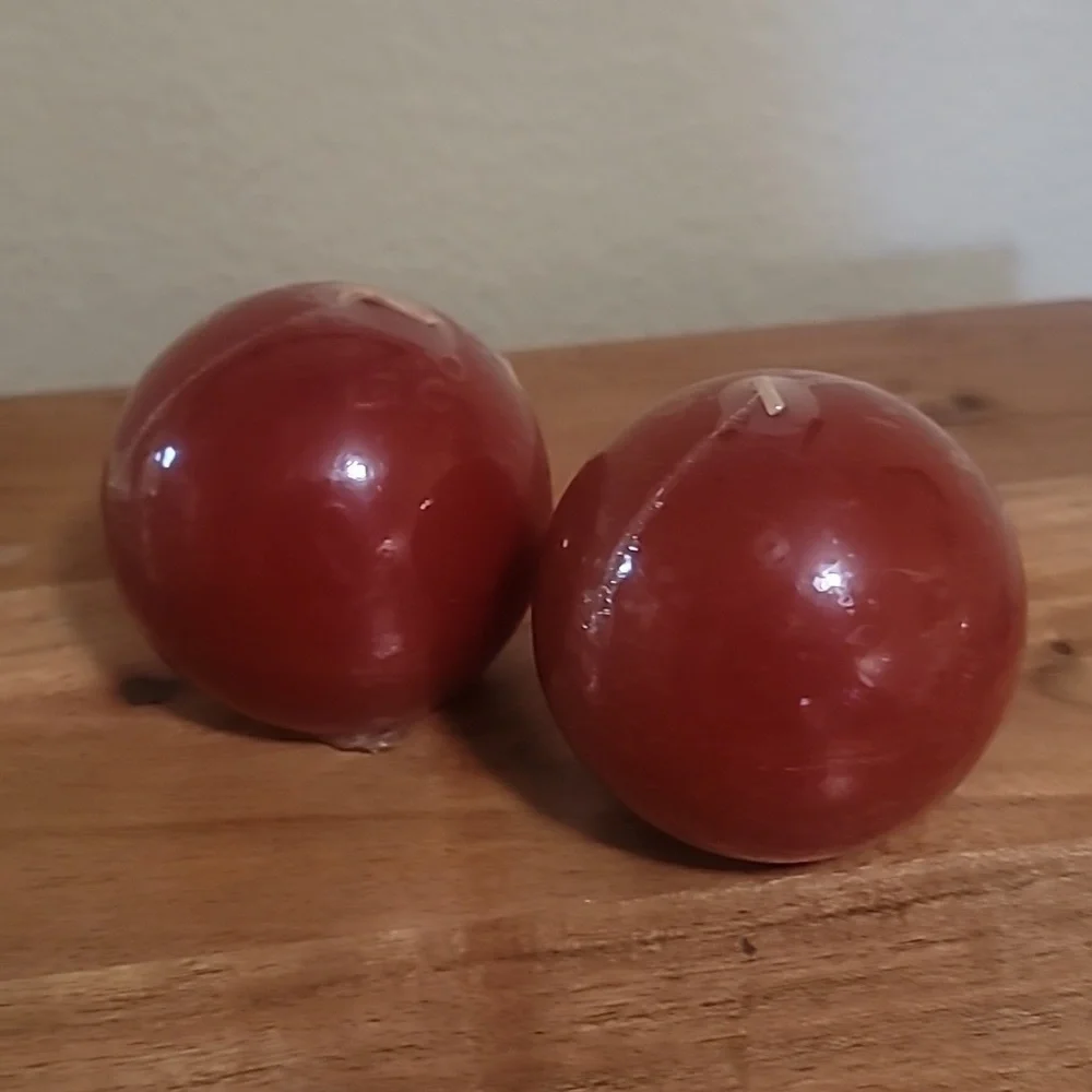 Cylinder shaped candles